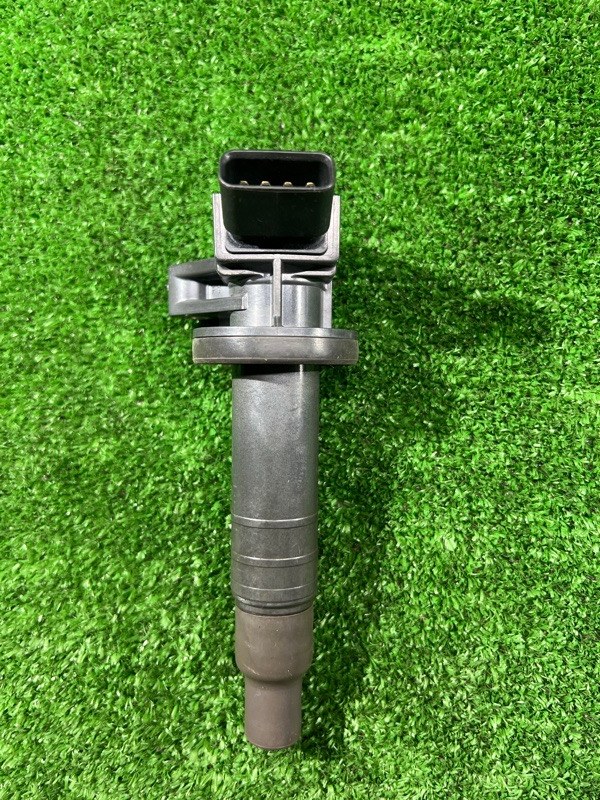 Катушка зажигания Wish 2007 ZNE14 1ZZ-FE