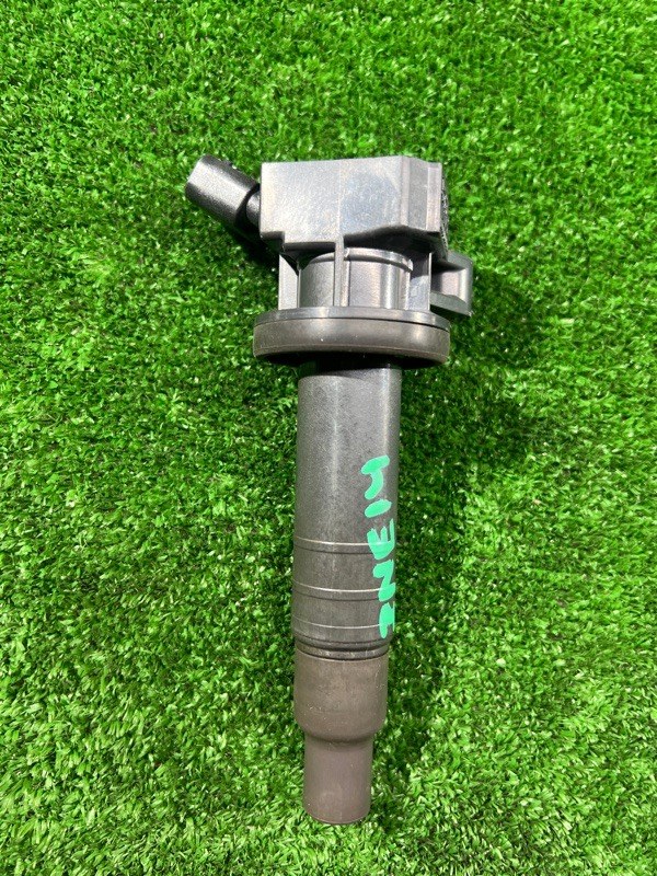 Катушка зажигания Toyota Wish ZNE14 1ZZ-FE