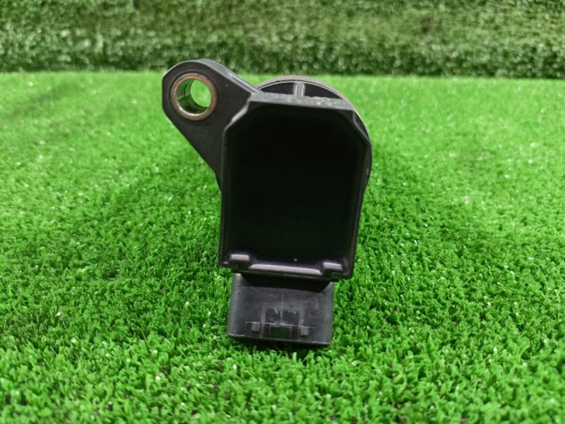 Катушка зажигания Wish 2006 ZNE14 1ZZ-FE