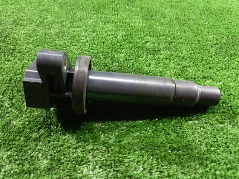 Катушка зажигания Toyota Wish ZNE14 1ZZ-FE