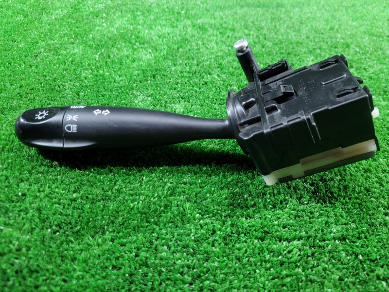 Подрулевой переключатель света Escudo 2011 TDA4W J24B