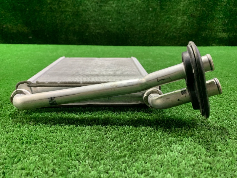 Радиатор печки Toyota Corolla Fielder NZE144 1NZ-FE Радиатор печки Toyota Corolla Fielder NZE144 1NZ-FE