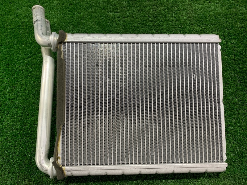 Радиатор печки Wish 2012 ZGE25 2ZR-FAE Радиатор печки Wish 2012 ZGE25 2ZR-FAE