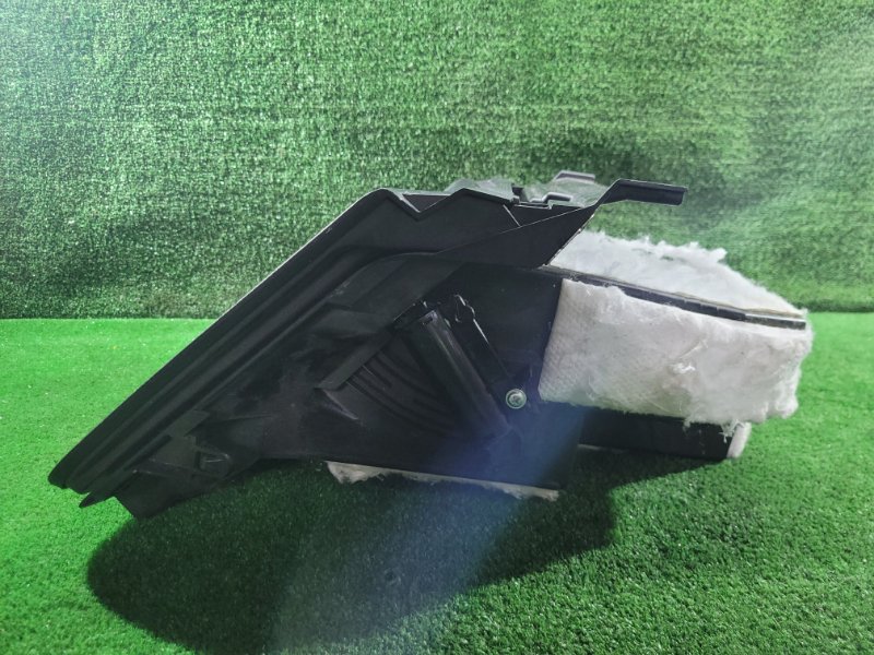 Бардачок Juke 2012 NF15 MR16DDT