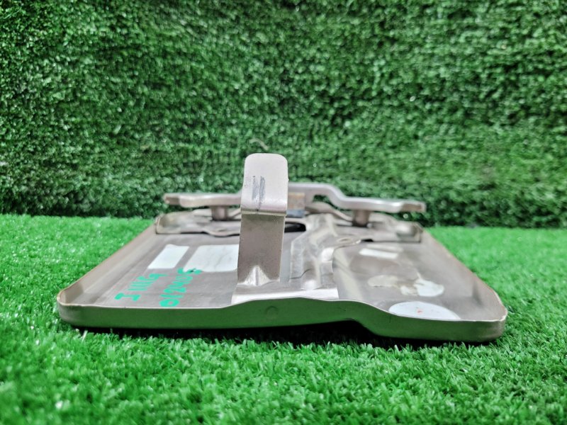 Лючок топливного бака Daihatsu Terios Kid J111G EF-DEM