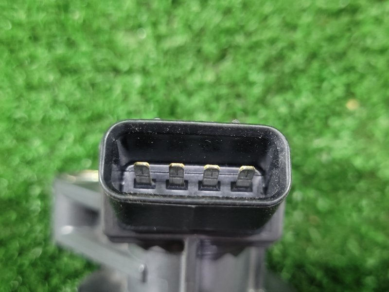 Катушка зажигания Allion 2004 ZZT245 1ZZ-FE