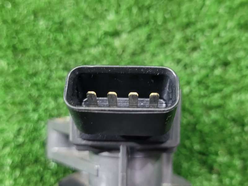 Катушка зажигания Allion 2004 ZZT245 1ZZ-FE