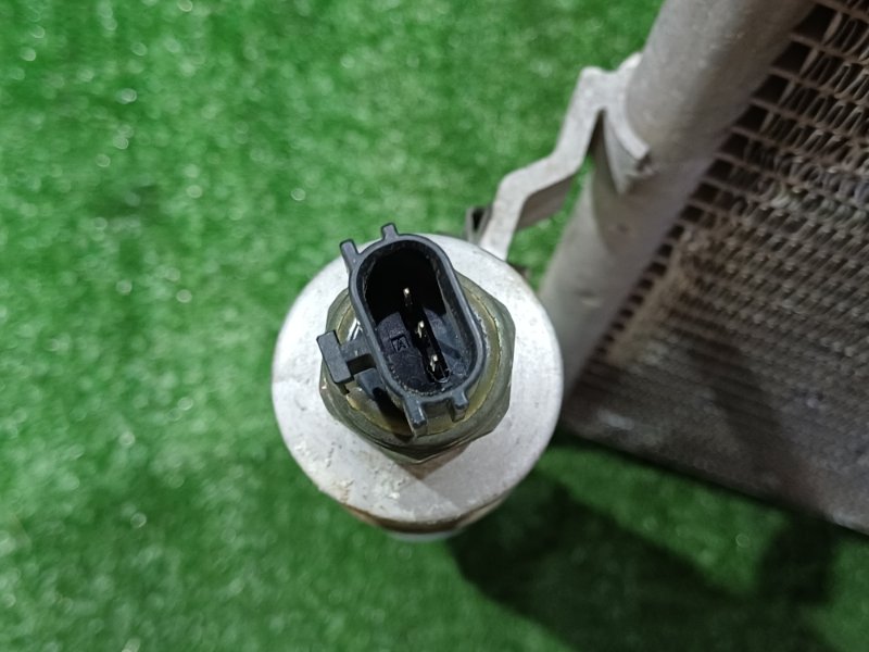 Радиатор кондиционера Primera 2003 TNP12 QR20DE