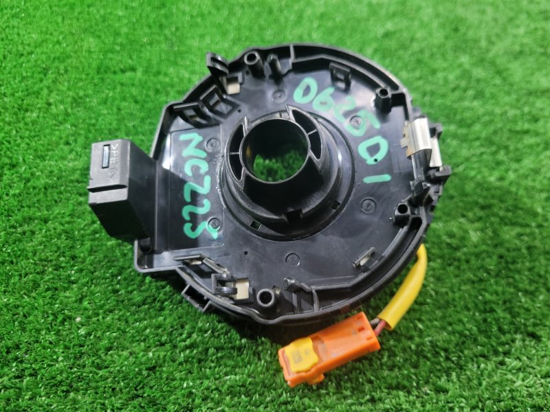 Шлейф-лента подушки безопасности Raum 2003 NCZ25 1NZ-FE