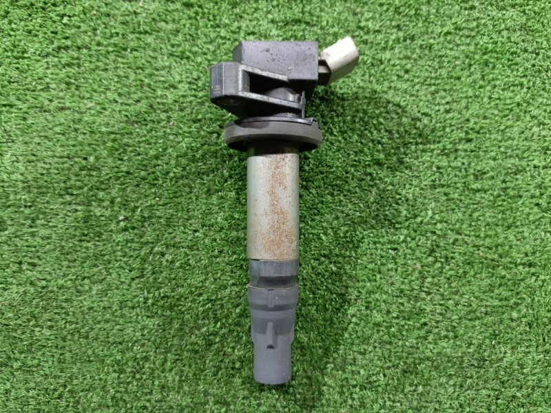 Катушка зажигания Toyota Wish ZNE14 1ZZ-FE