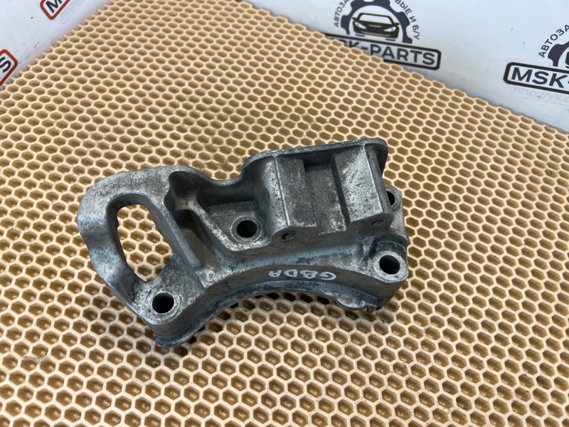 Кронштейн двигателя Ford Focus 2 1.6 G8DA 1595367 контрактная