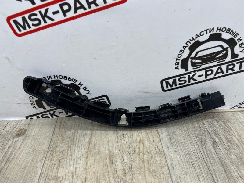 Крепление бампера заднее левое KIA Sportage 2012 3 1.7 CRDi 866133U000 контрактная
