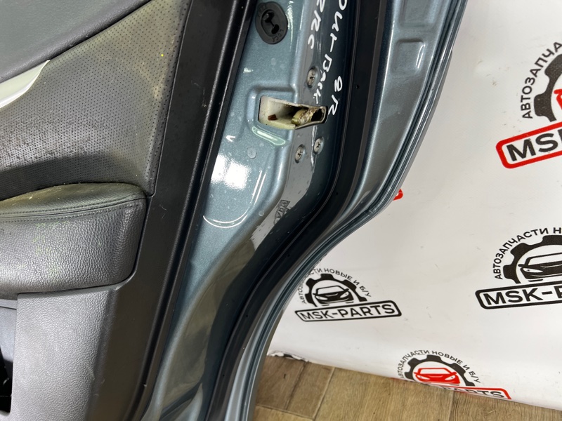 Дверь задняя правая Outback 2010 BR9 2.0d Дверь задняя правая Outback 2010 BR9 2.0d