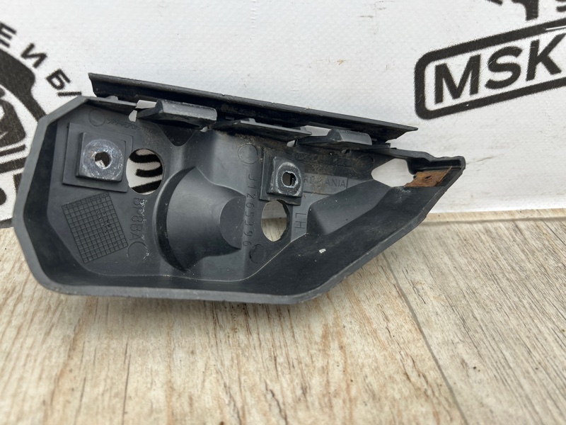 Крепление бампера переднее левое Volvo S40