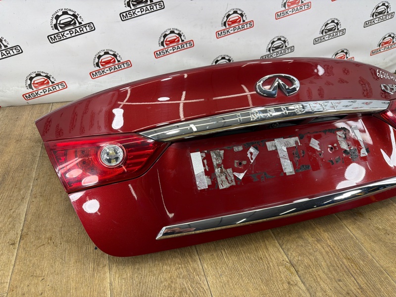 Крышка багажника Infiniti Q50 651.930