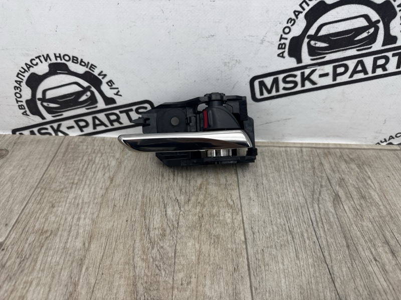 Запчасть ручка двери внутренняя правая Mazda 3 2019 BP PEX3 BCJHV8392 контрактная Ручка двери внутренняя правая Mazda 3 2019 BP PEX3 BCJHV8392 контрактная
