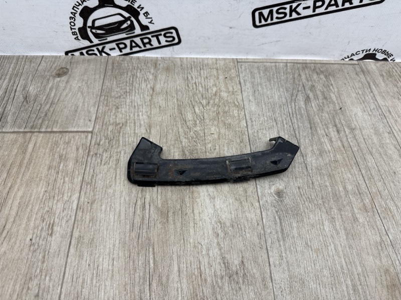 Крепление бампера переднее левое Hyundai i30 2007 865512L000 контрактная