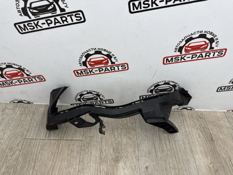 Запчасть крепление фары переднее левое Subaru XV 2012 57707FJ011 контрактная Крепление фары переднее левое Subaru XV 2012 57707FJ011 контрактная