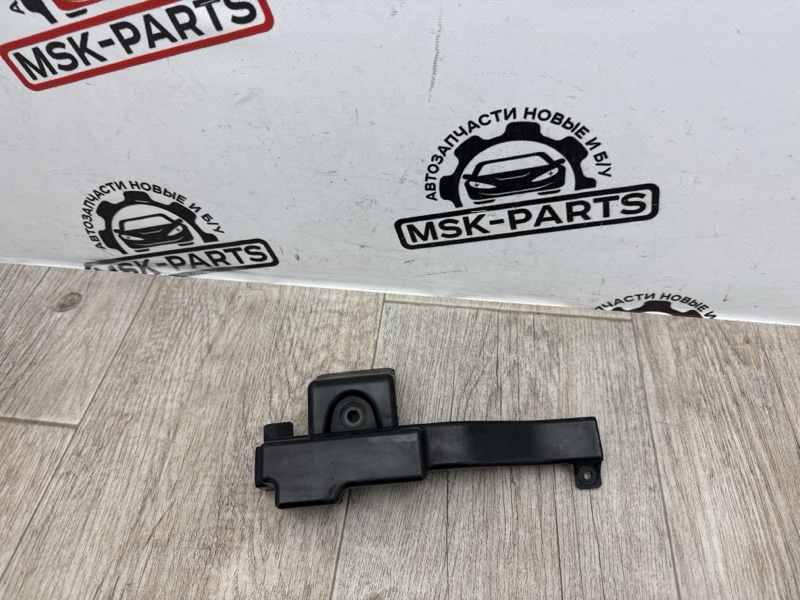 Накладка замка капота Hyundai Santa Fe 2008 CM 811352B000 контрактная