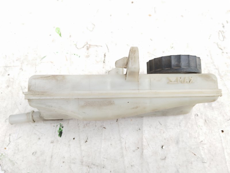 Бачок главного тормозного цилиндра C4 2008 LC TU5JP4 Бачок главного тормозного цилиндра C4 2008 LC TU5JP4