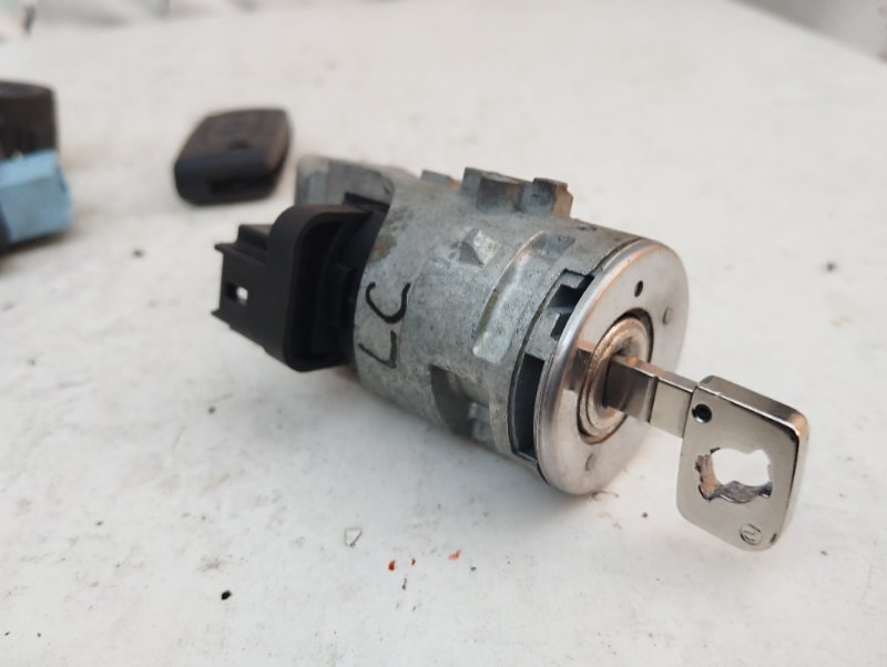 Замок зажигания Citroen C4 LC TU5JP4