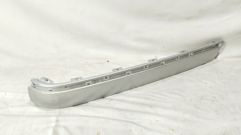 Молдинг бампера задний правый Mercedes-Benz E-class 1999 W210 M112E28 A2108853021 Б/У