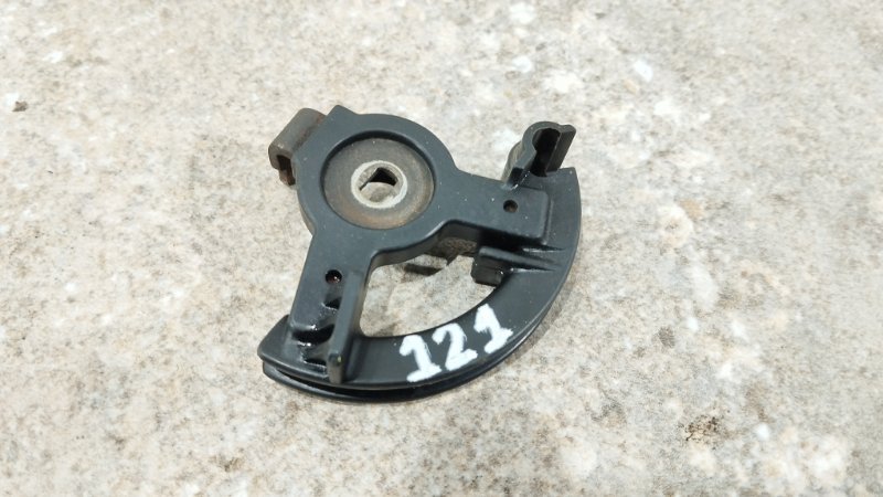 Ушко дроссельной заслонки Corolla 2003 NZE121 1NZFE