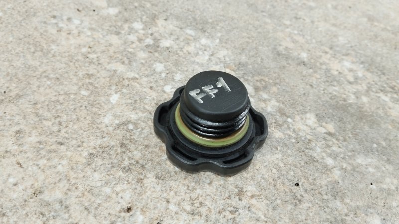 Крышка маслозаливной горловины Ford Focus DFW EDDF
