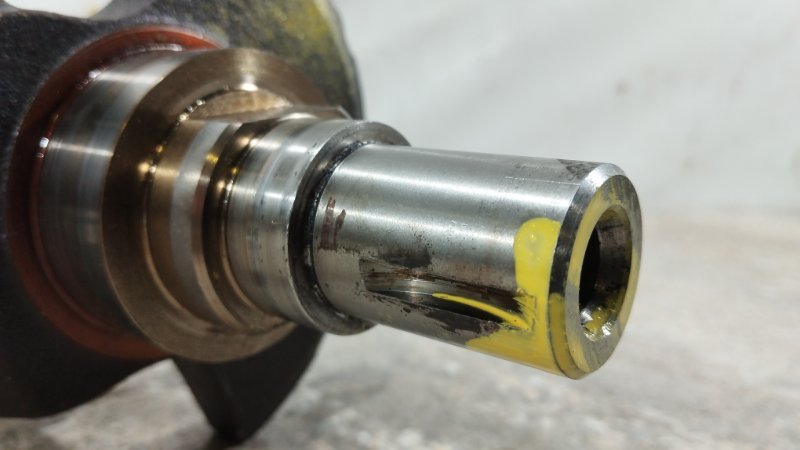 Коленвал Focus 2004 DFW EDDF Коленвал Focus 2004 DFW EDDF