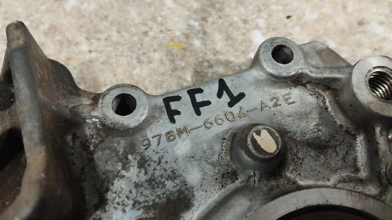 Масляный насос Focus 2004 DFW EDDF