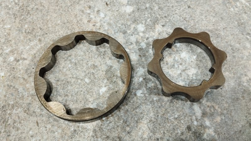 Масляный насос Focus 2004 DFW EDDF