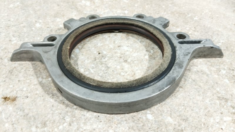 Крышка коленвала Focus 2004 DFW EDDF Крышка коленвала Focus 2004 DFW EDDF