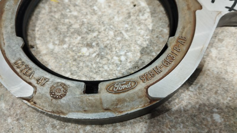 Крышка коленвала Focus 2004 DFW EDDF Крышка коленвала Focus 2004 DFW EDDF