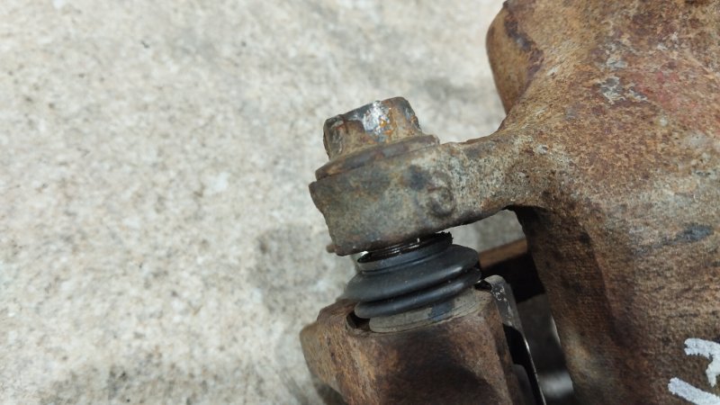 Суппорт тормозной передний левый Mirage 2001 CK5A 4G93