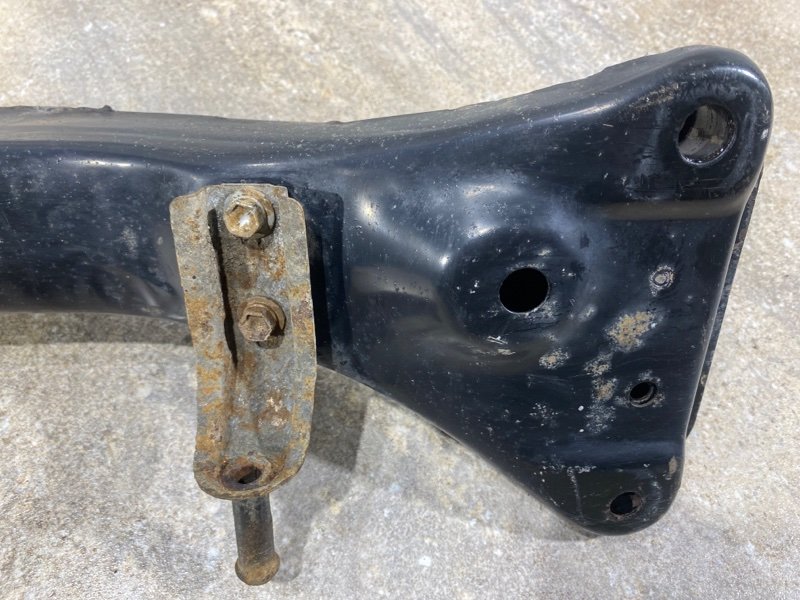 Балка подвески задняя Corolla 1995 CE100 2C