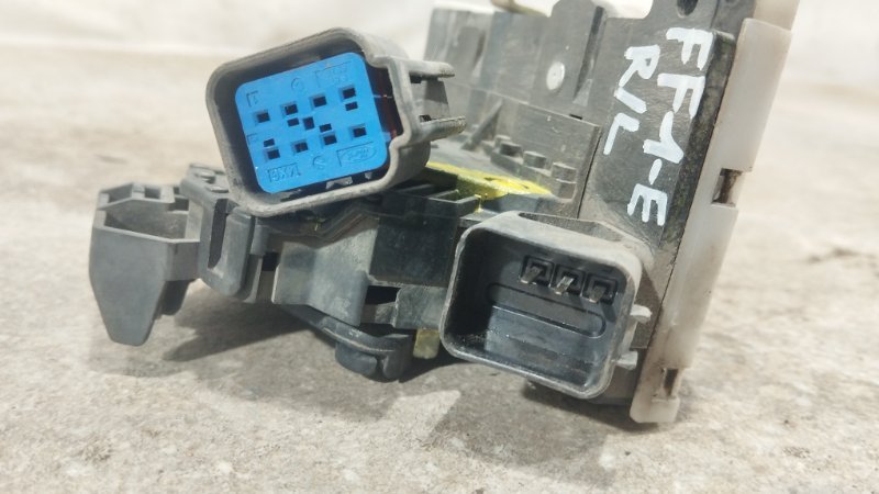 ЗАМОК ДВЕРИ задний левый Focus 2005 DFW CDDA