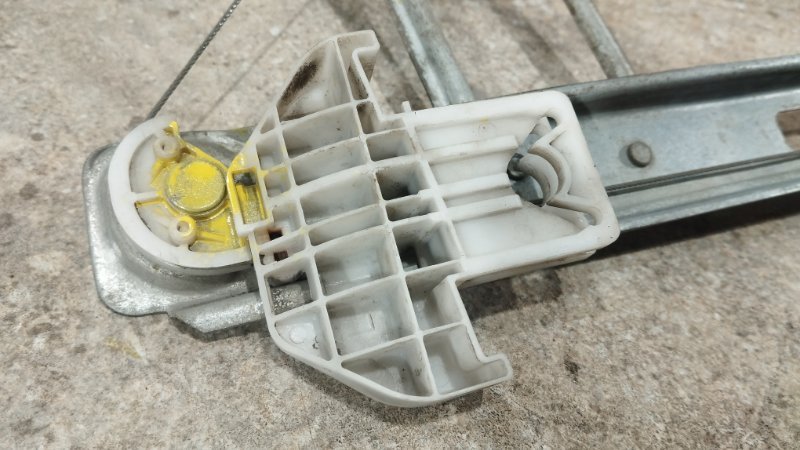 Стеклоподъемник задний левый Ford Focus DFW CDDA