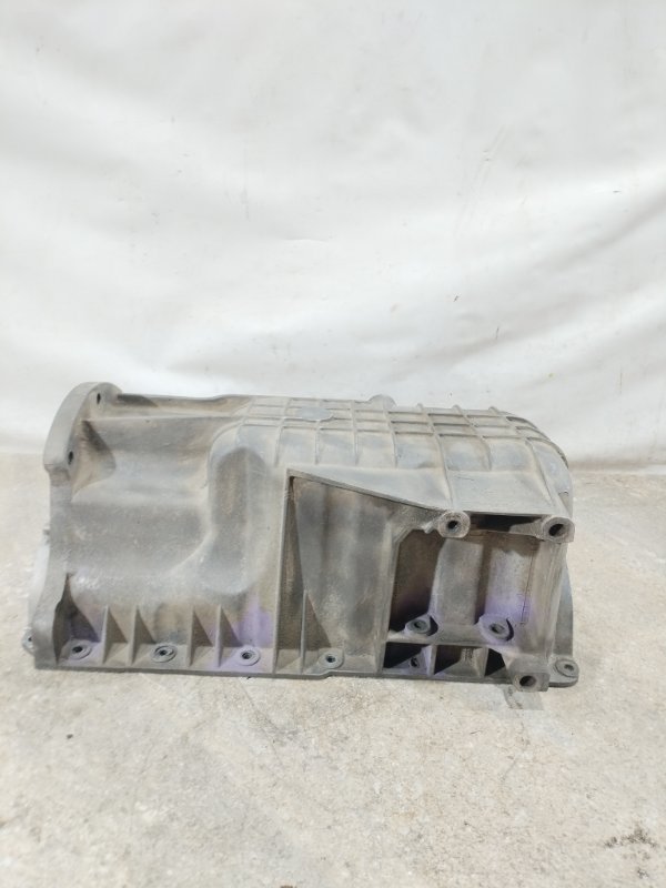 Поддон двигателя Focus 2005 DFW CDDA Поддон двигателя Focus 2005 DFW CDDA