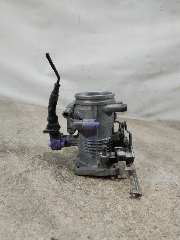 Дроссельная заслонка bmw 3-series 1992 E36 M40 13541734797 Б/У