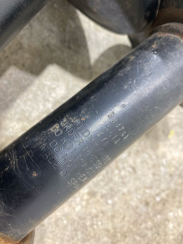 Амортизатор передний LOGAN 2006 LS0 K7M710