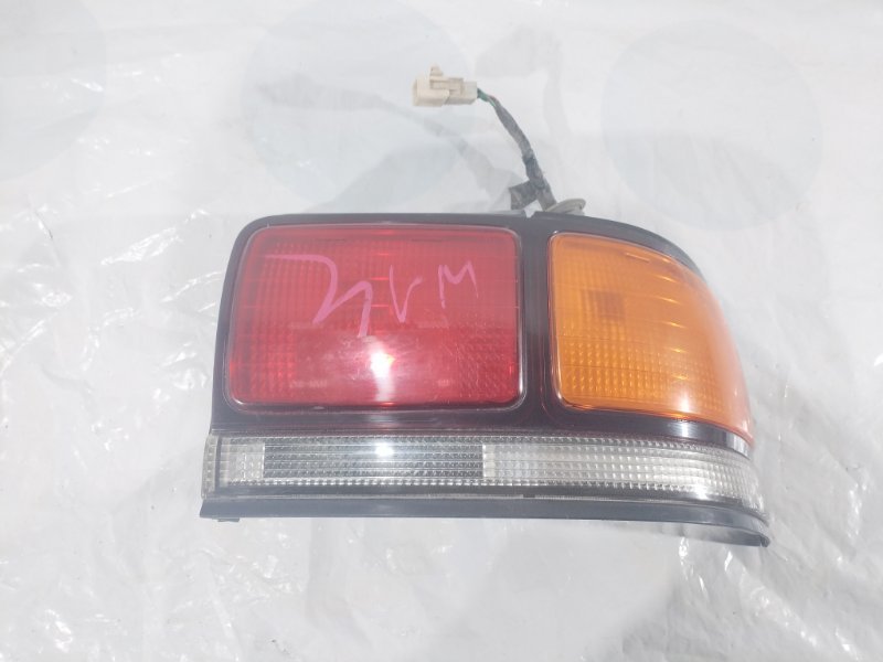 Запчасть задний фонарь задний правый TOYOTA sprinter 1991 AE101 4AGE 815501A880 Б/У Задний фонарь задний правый TOYOTA sprinter 1991 AE101 4AGE 815501A880 Б/У