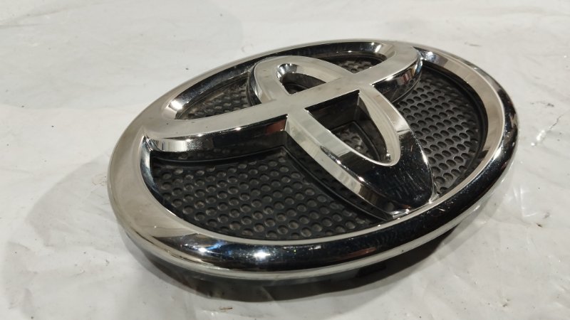 Эмблема Land Cruiser 2015 VDJ200 1VDFTV