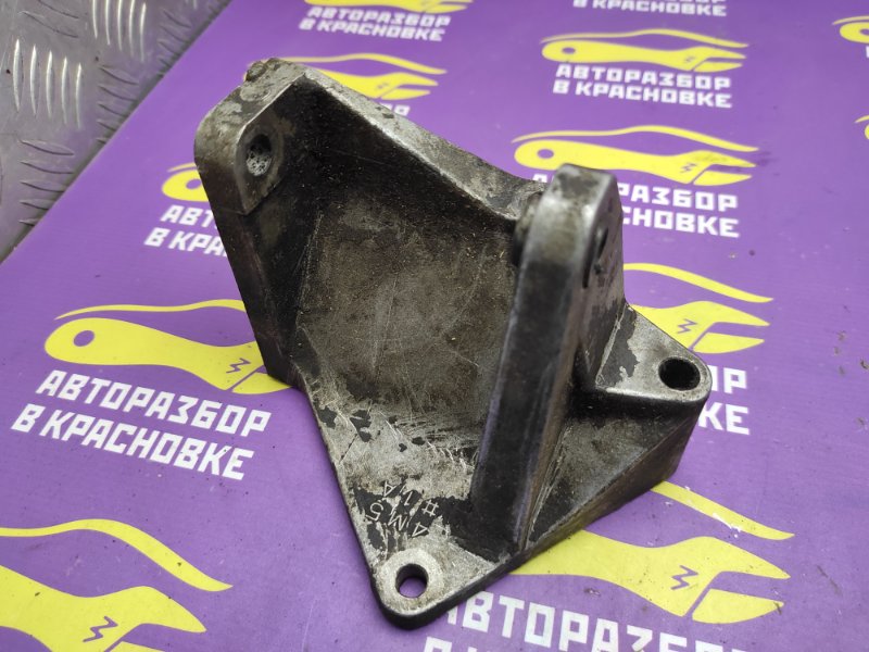 Кронштейн ГУР Nissan Bluebird 2000 U14 QG18DE 119404M500 Б/У
