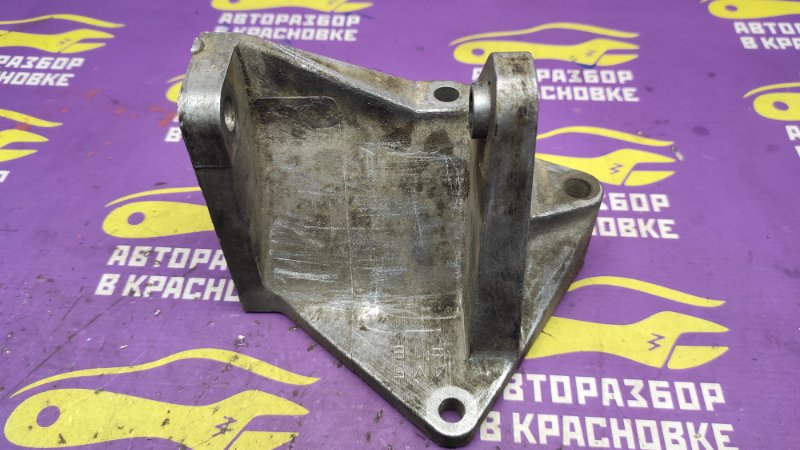 Кронштейн ГУР Sunny 1999 FB15-043034 QG15DE