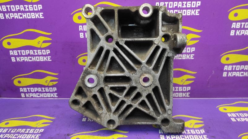 Кронштейн генератора Almera 2001 N16 QG18DE