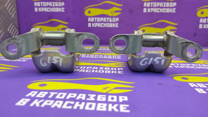 Петли двери передние правые Almera 2014 G15 K4M
