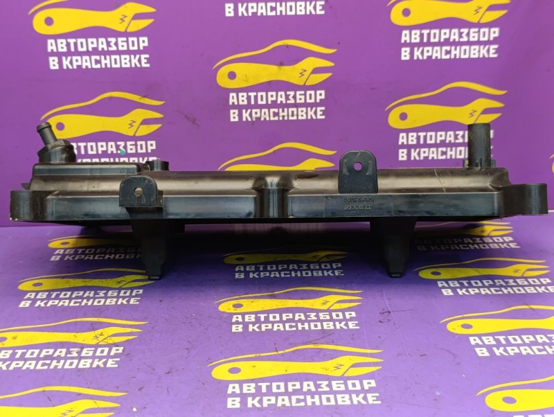 Крышка головки блока цилиндров Qashqai 2007 J10 MR20DE