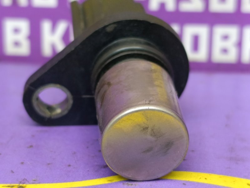 Датчик положения распредвала Probox 2002 NCP51-0001634 1NZ-FE Датчик положения распредвала Probox 2002 NCP51-0001634 1NZ-FE