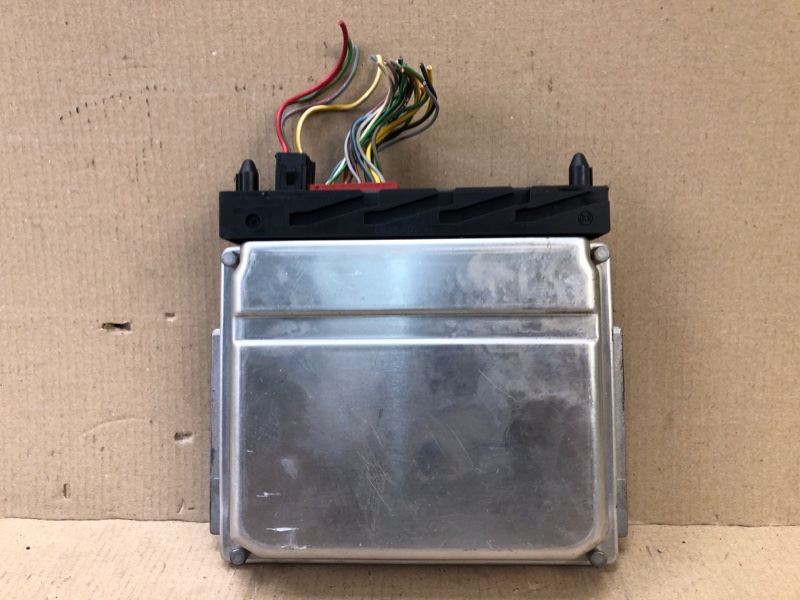Блок управления двигателем