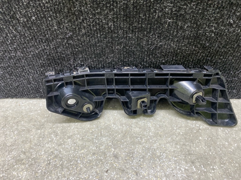 Кронштейн/крепление заднего бампера — 2